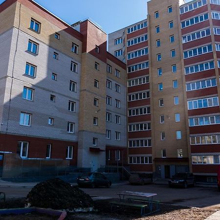 Apartamenty U Vokzala Kirov (Kirov) Bagian luar foto